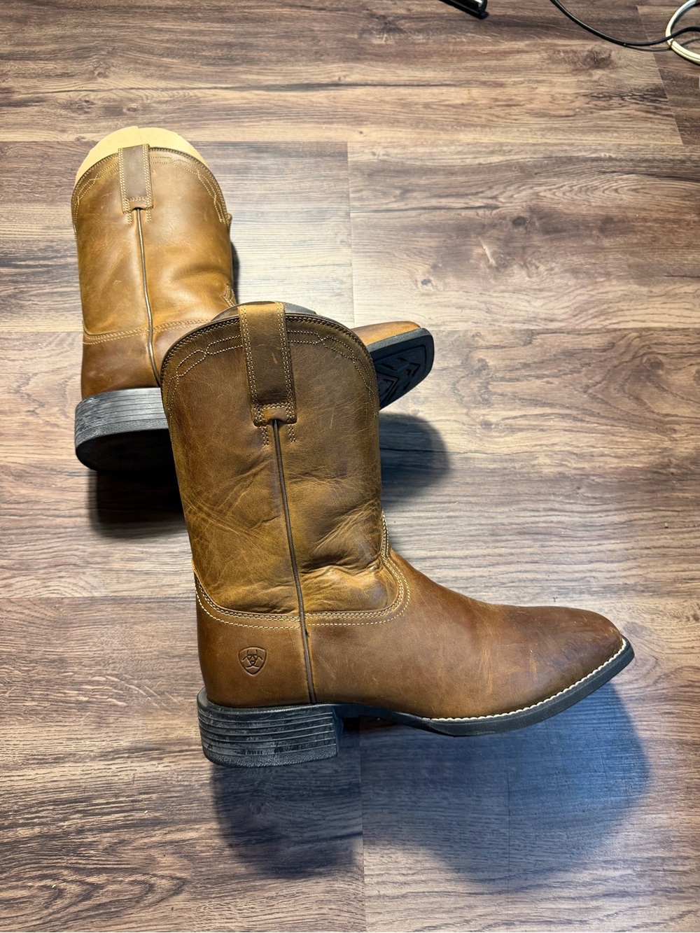 Ariat Men’s 8EE Powder Brown Leather Heritage Roper Western Cowboy Boots Square